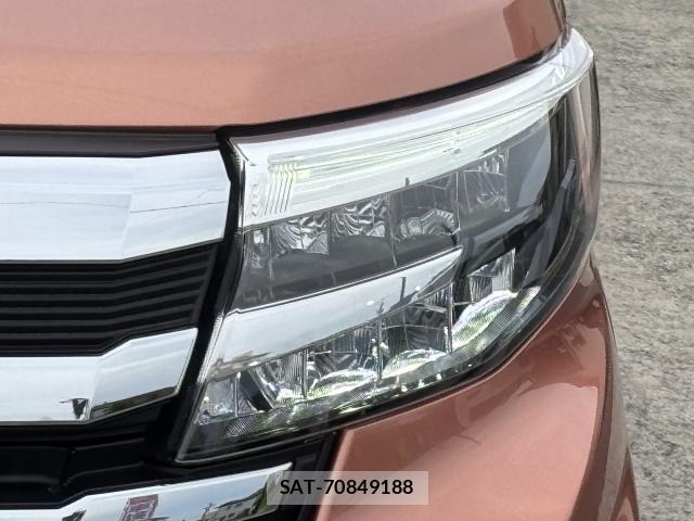 Toyota ROOMY 2021-06 8220481-11