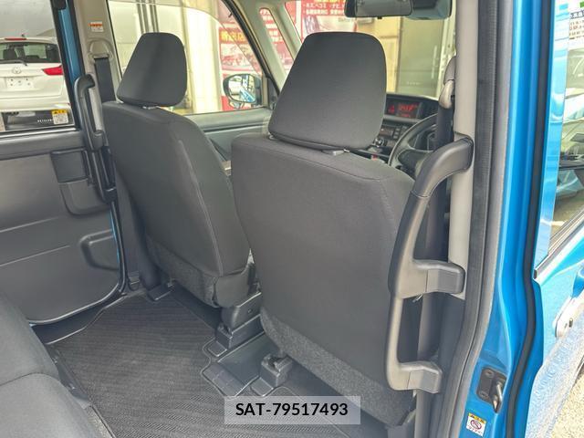 Toyota ROOMY 2019-07 8220703-10