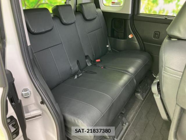 Toyota ROOMY 2021-07 8222777-4