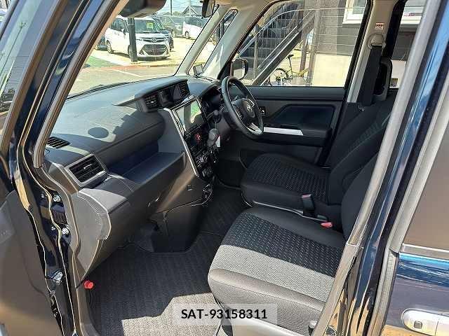 Toyota ROOMY 2021-04 8223256-12