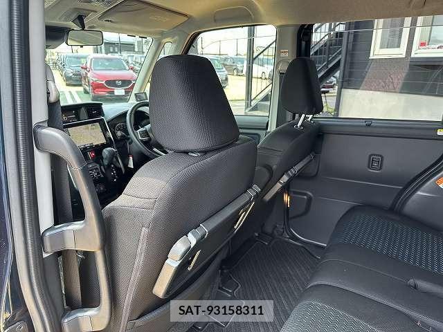 Toyota ROOMY 2021-04 8223256-14
