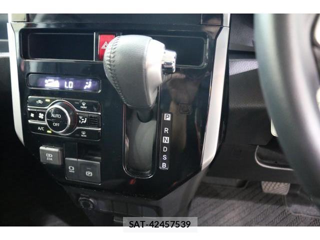 Toyota ROOMY 2021-10 8223332-15