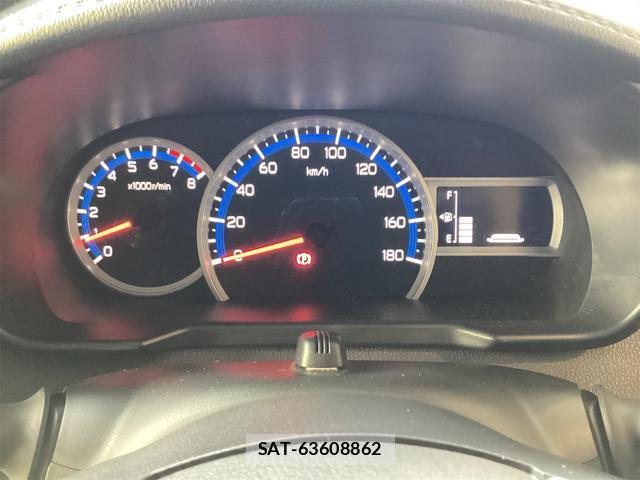 Toyota ROOMY 2021-07 8224529-3