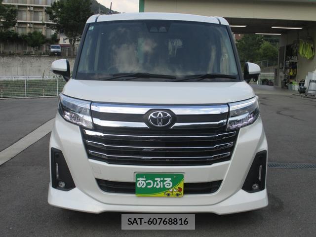 Toyota ROOMY 2022-09 8224624-1