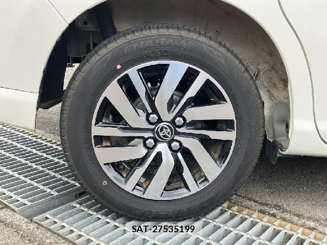 Toyota ROOMY 2022-08 8224847-8