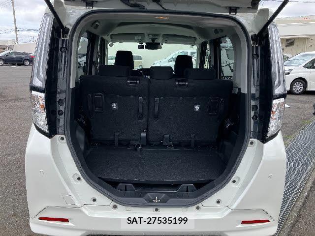Toyota ROOMY 2022-08 8224847-9