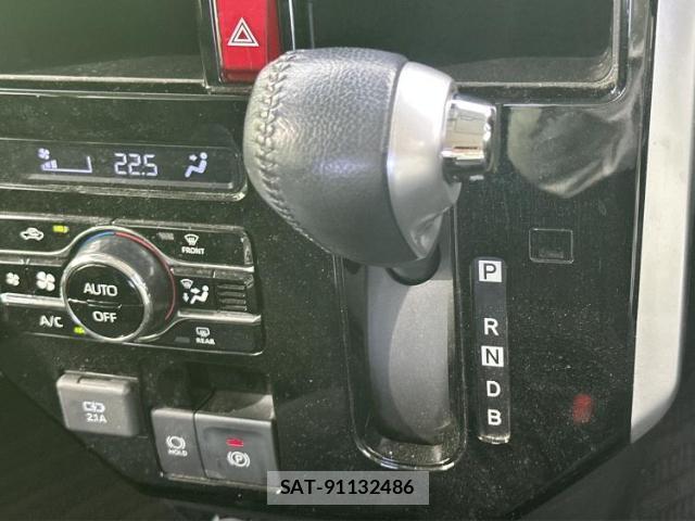 Toyota ROOMY 2021-05 8225052-17