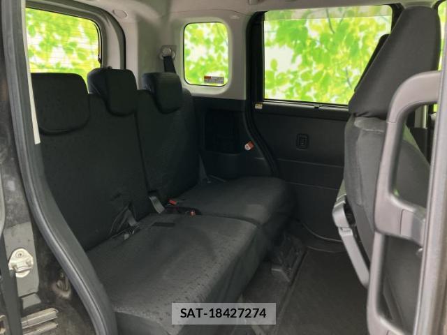 Toyota ROOMY 2017-06 8225232-4