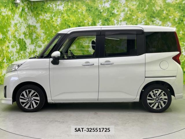 Toyota ROOMY 2018-02 8225309-1