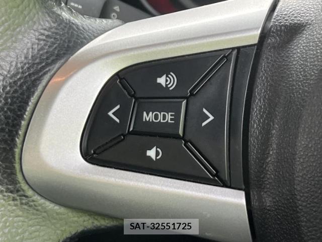Toyota ROOMY 2018-02 8225309-17