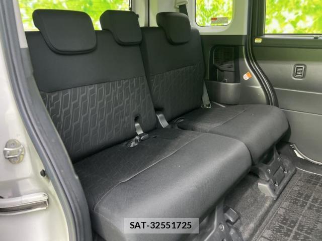 Toyota ROOMY 2018-02 8225309-4