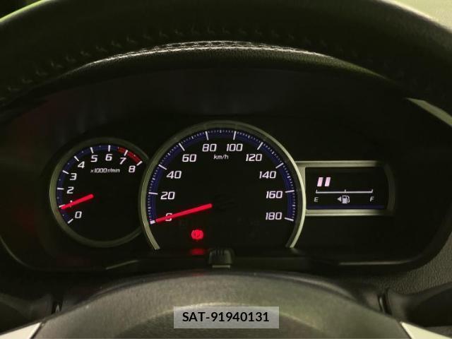 Toyota ROOMY 2020-01 8225492-13