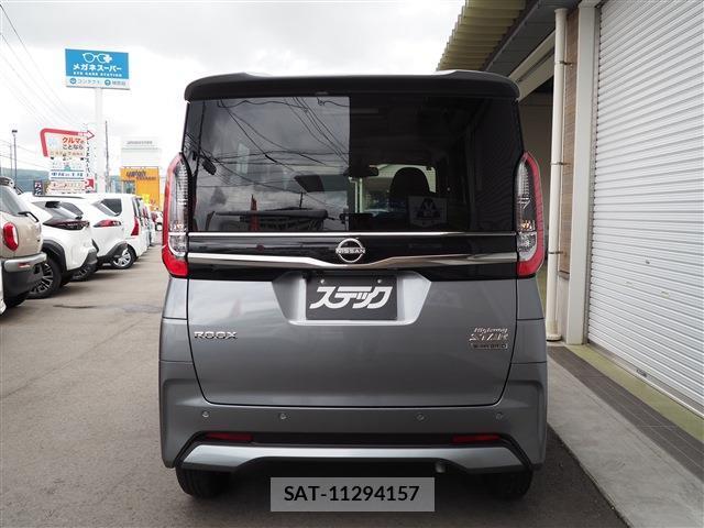 Nissan ROOX 2024-05 8216080-4