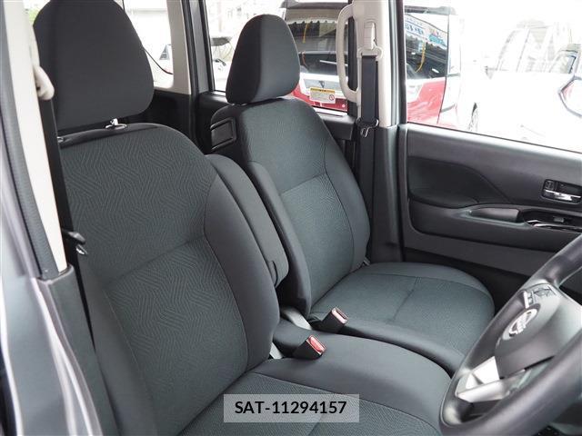 Nissan ROOX 2024-05 8216080-9