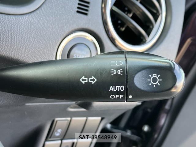 Nissan ROOX 2012-03 8216265-10