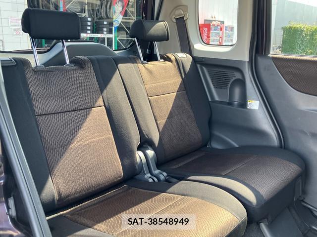 Nissan ROOX 2012-03 8216265-17