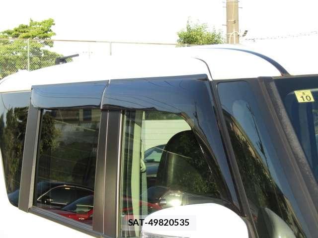 Nissan ROOX 2023-10 8216362-16