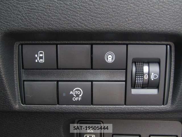 Nissan ROOX 2021-01 8216364-7