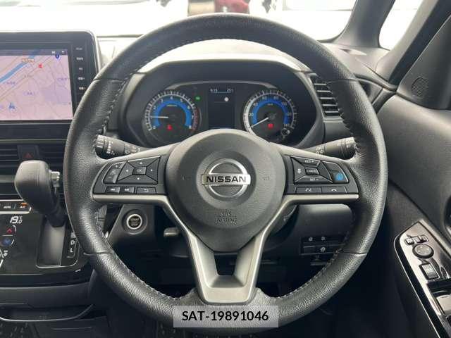 Nissan ROOX 2023-04 8216570-9