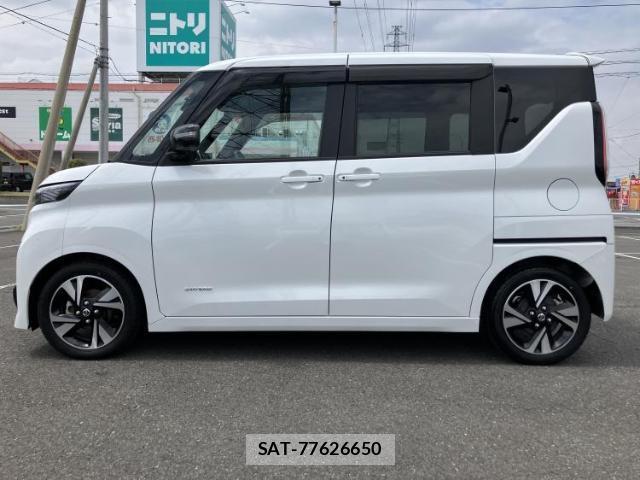 Nissan ROOX 2021-07 8218516-1