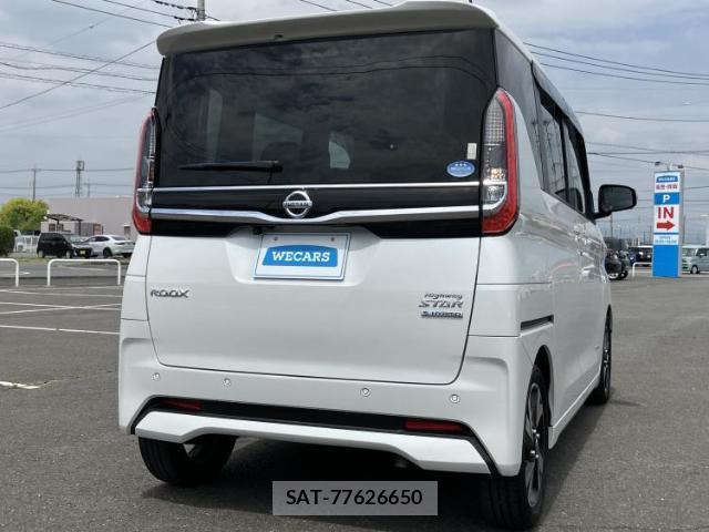 Nissan ROOX 2021-07 8218516-2