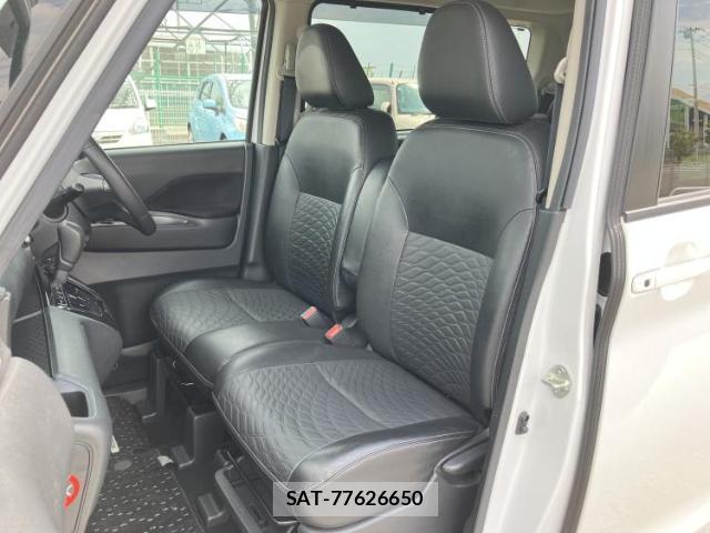 Nissan ROOX 2021-07 8218516-5