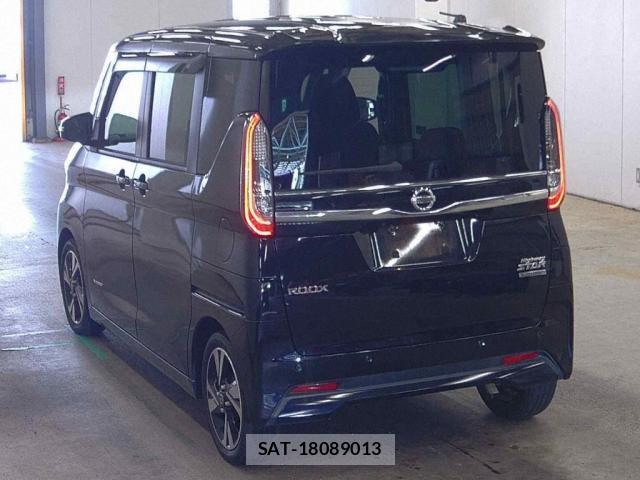 Nissan ROOX 2023-03 8218635-1