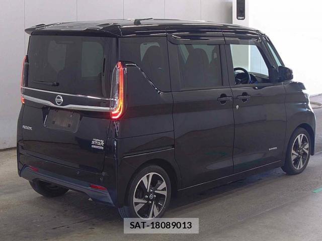 Nissan ROOX 2023-03 8218635-5