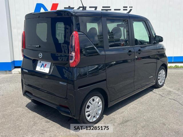 Nissan ROOX 2022-06 8219668-17