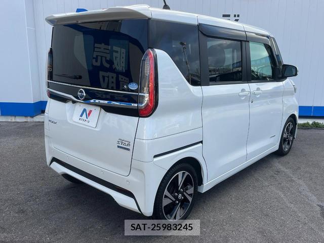 Nissan ROOX 2020-09 8219677-17