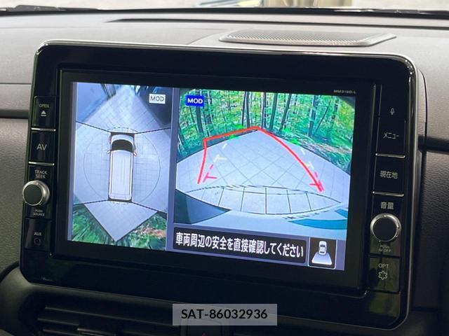 Nissan ROOX 2020-04 8219690-3