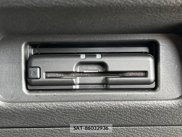 Nissan ROOX 2020-04 8219690-6