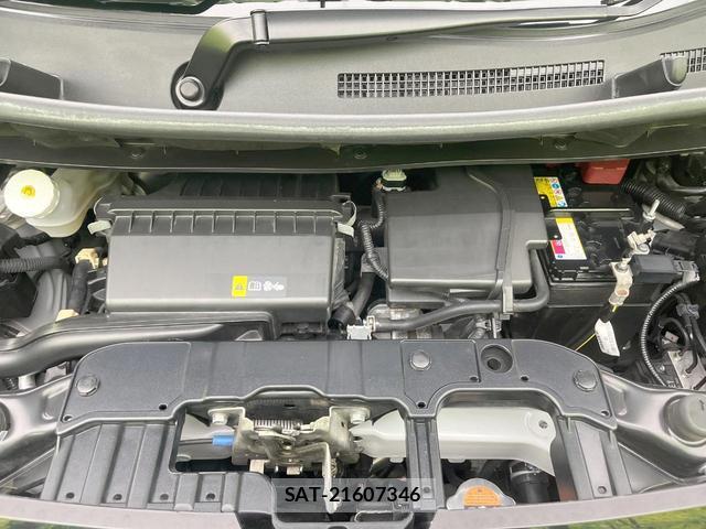 Nissan ROOX 2021-08 8220105-17