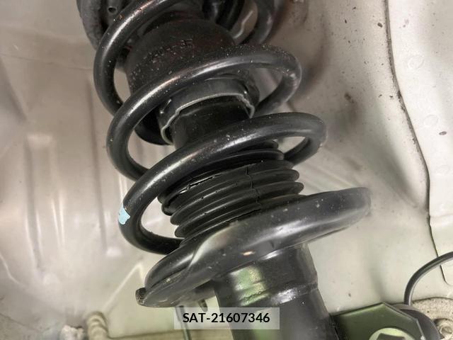 Nissan ROOX 2021-08 8220105-19