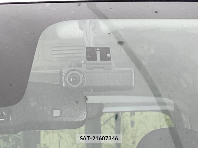 Nissan ROOX 2021-08 8220105-6