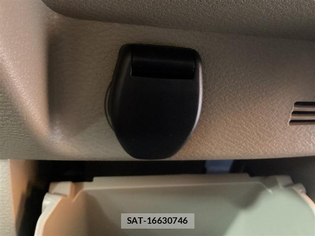 Nissan ROOX 2025-08 8220251-9
