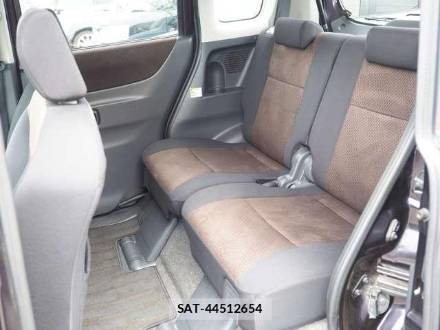 Nissan ROOX 2011-08 8220567-10