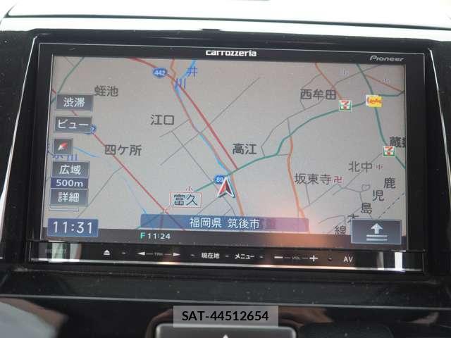 Nissan ROOX 2011-08 8220567-5