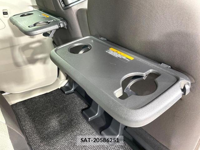 Nissan ROOX 2022-11 8220746-6