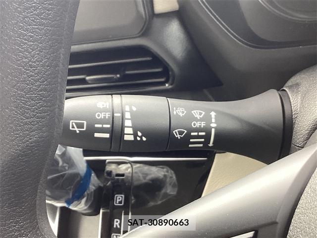 Nissan ROOX 2025-08 8220840-10