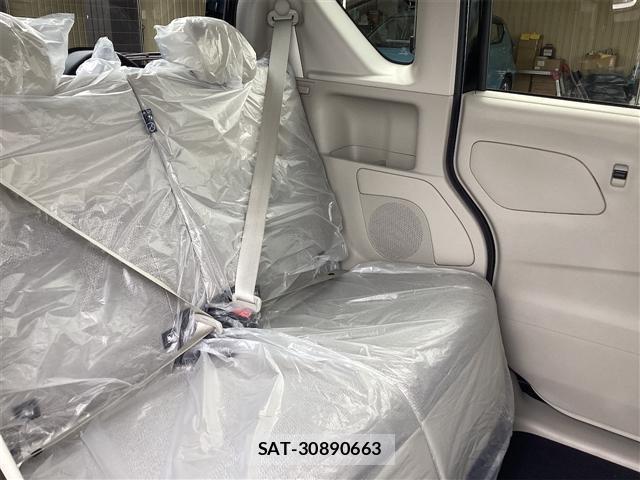 Nissan ROOX 2025-08 8220840-13