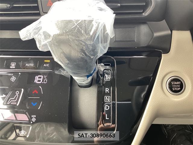 Nissan ROOX 2025-08 8220840-8