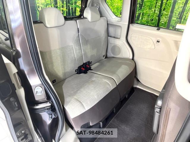 Nissan ROOX 2022-05 8220853-8