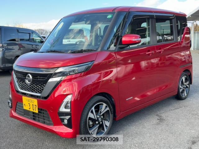 Nissan ROOX 2021-08 8221326-0