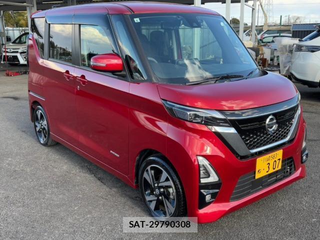 Nissan ROOX 2021-08 8221326-5