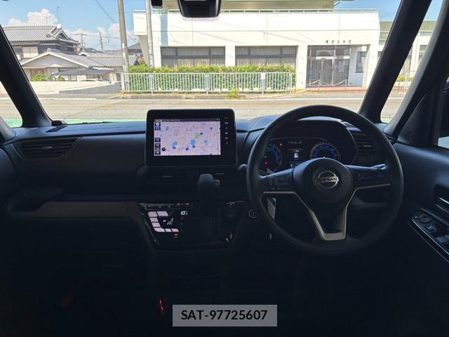 Nissan ROOX 2023-06 8221868-15