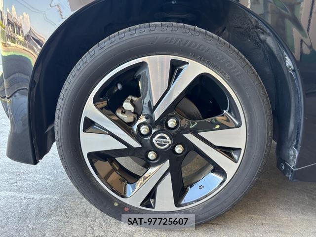 Nissan ROOX 2023-06 8221868-19