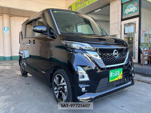 Nissan ROOX 2023-06 8221868-6