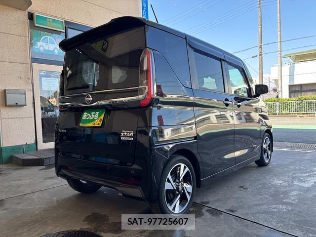 Nissan ROOX 2023-06 8221868-8