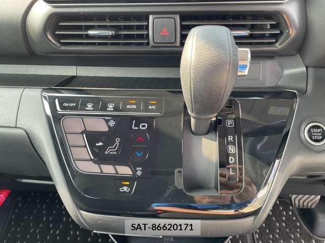 Nissan ROOX 2020-09 8223316-3